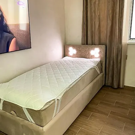 Diamond Centar Lejlighed